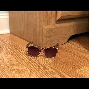 😎 3-pair 😎 bundle deal on sunnies!